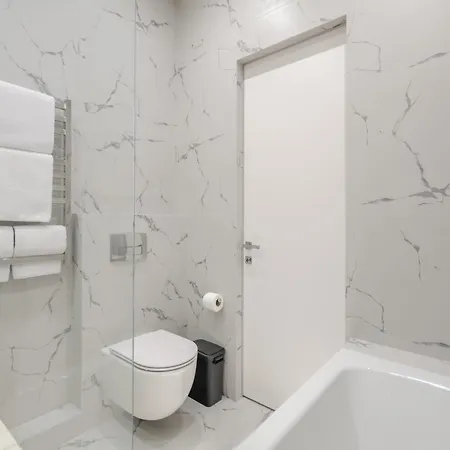 Petrovdom 2-5 New In Rc Novopecherski Lypky, 19b Andrii Verkhogliad Street Apartment